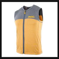 Елеци и жилетки